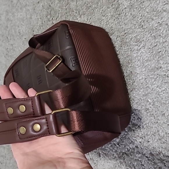 Loungefly x Harry Potter Hogwarts House Crests Pre Pro Sample Mini Backpack - Picture 7 of 12